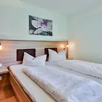 - Alpenhotel Fischer 4 Sterne - Inge Adults Only 公寓